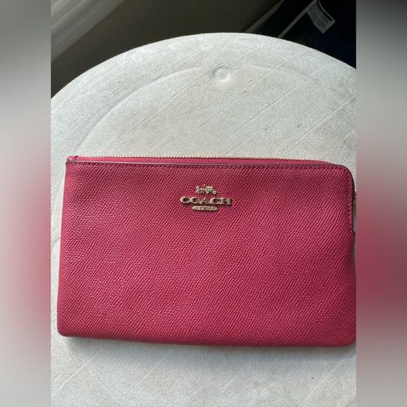 Coach purse never used! - Picture 2 of 4